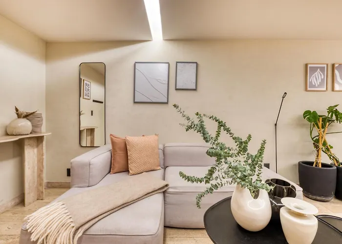Uliv Aristo Polanco Aparthotel 4*