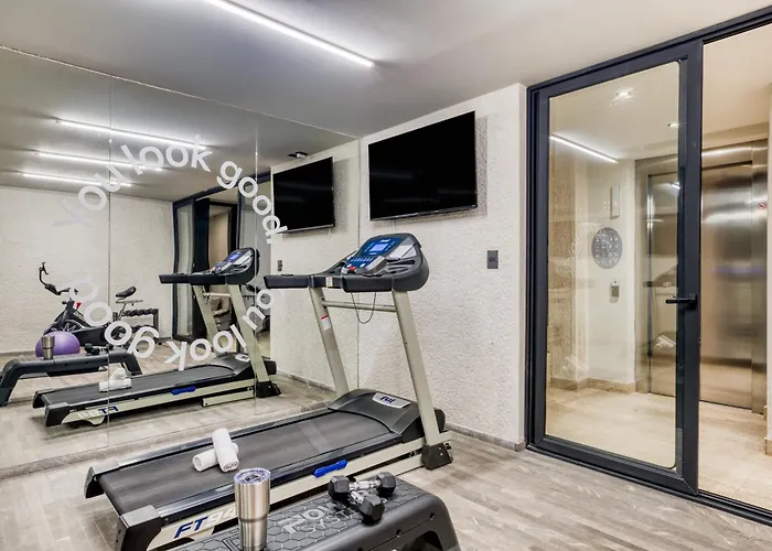 Uliv Aristo Polanco Aparthotel 4*